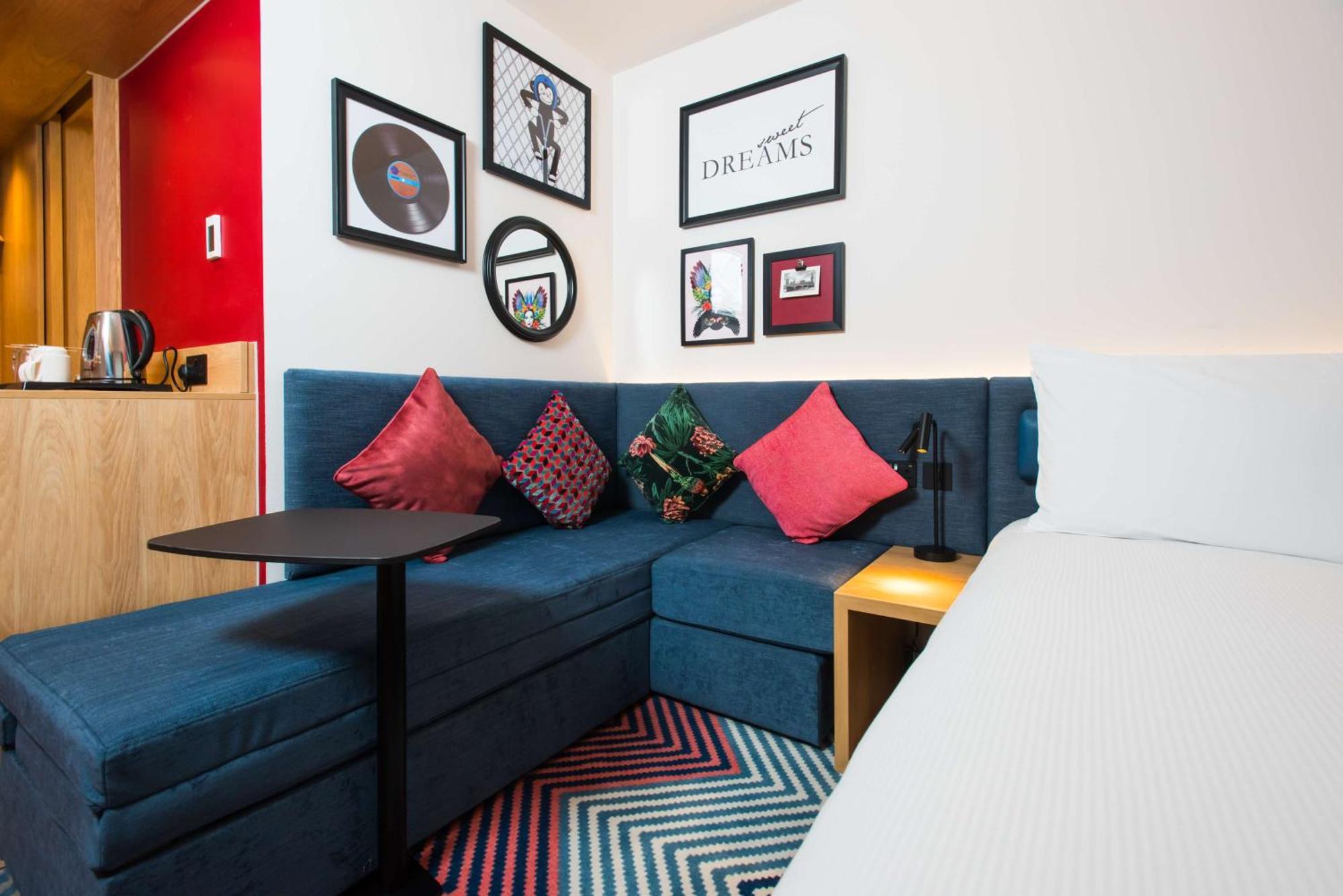 Hampton By Hilton London Park Royal Hotell Exteriör bild