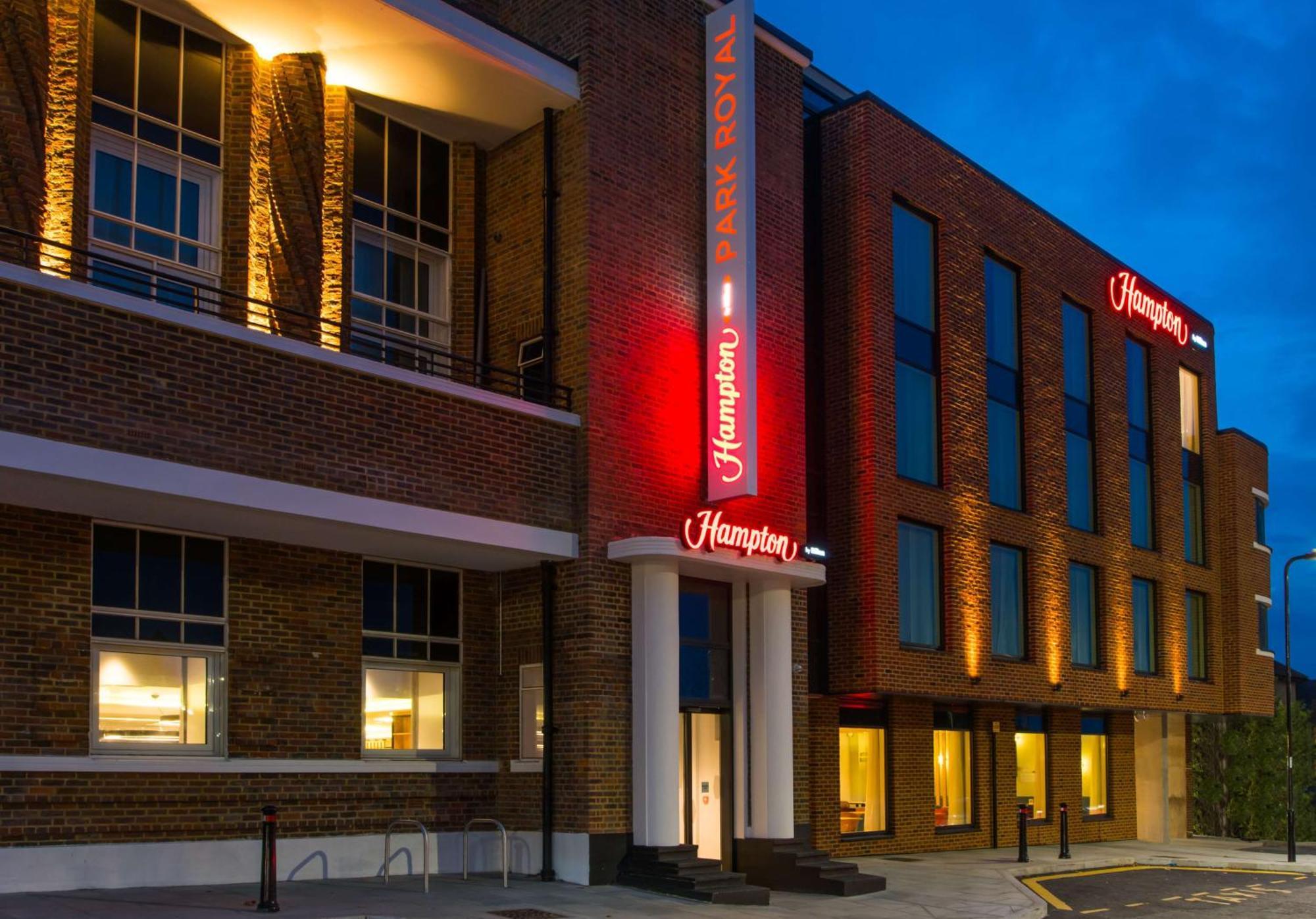 Hampton By Hilton London Park Royal Hotell Exteriör bild