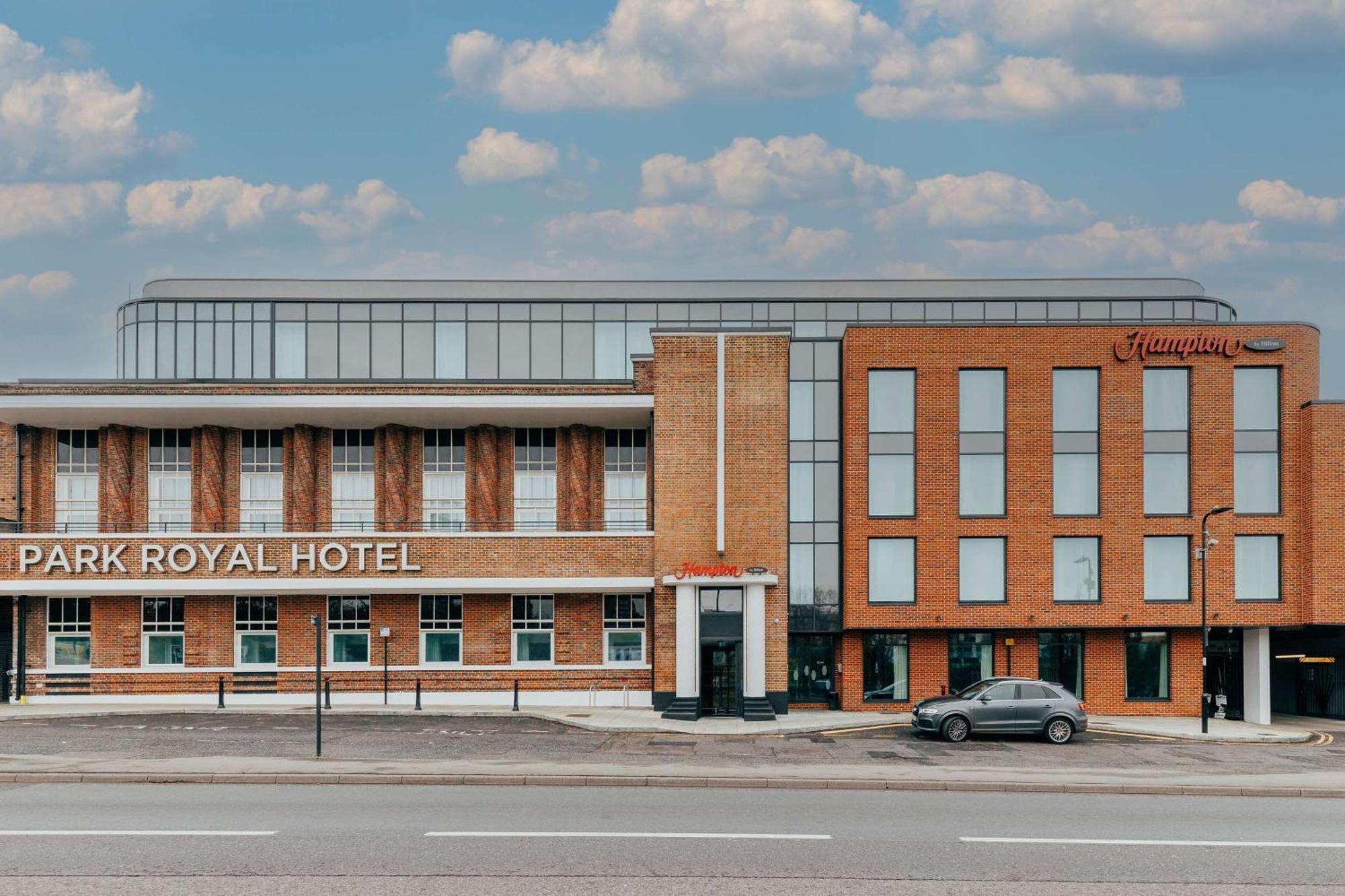 Hampton By Hilton London Park Royal Hotell Exteriör bild
